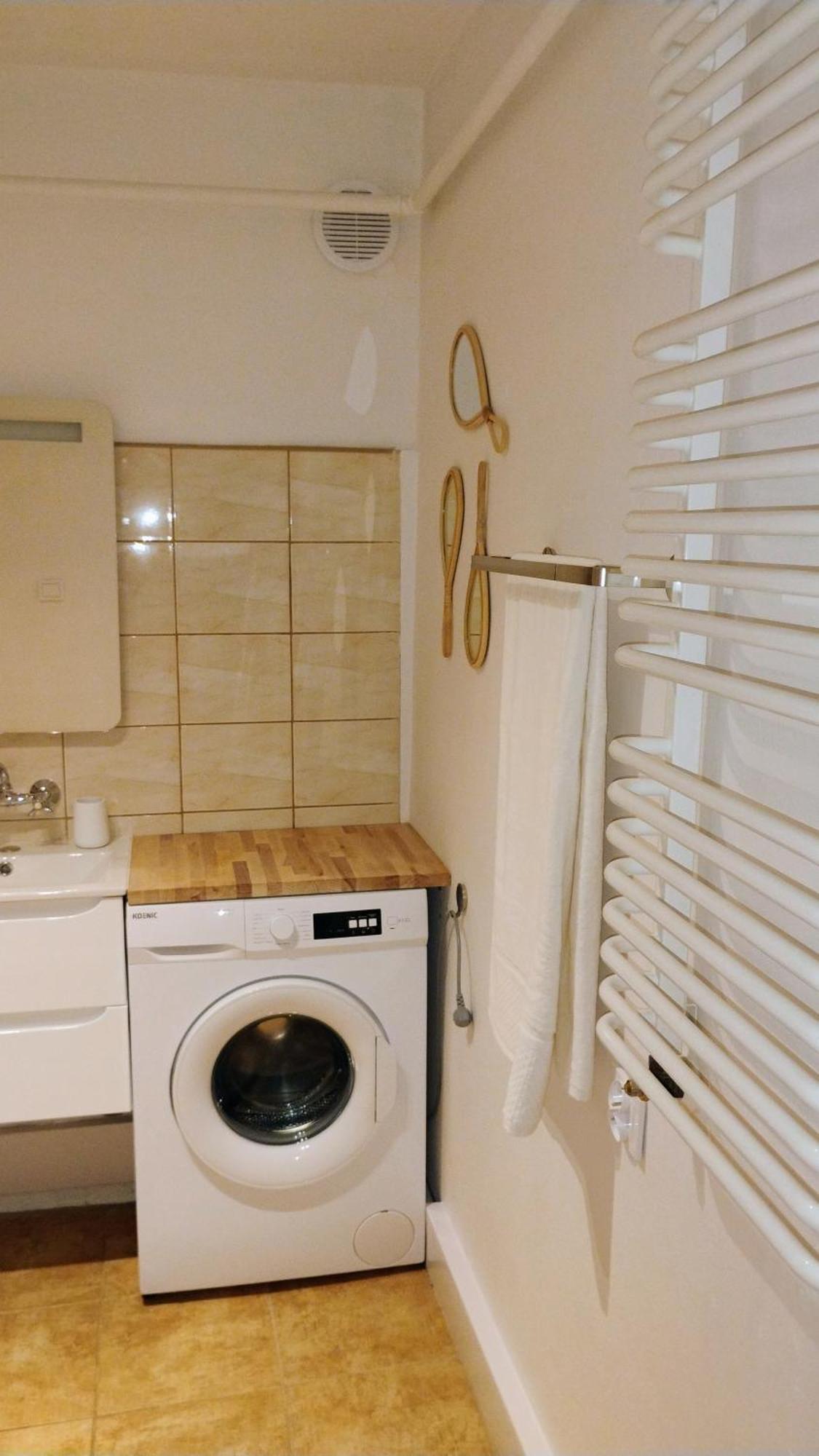 "U Latarnika" Przy Cichej 9 Apartment Kolobrzeg Luaran gambar